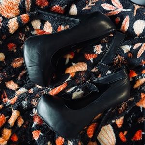 Size 8 Charlotte Russe stilettos